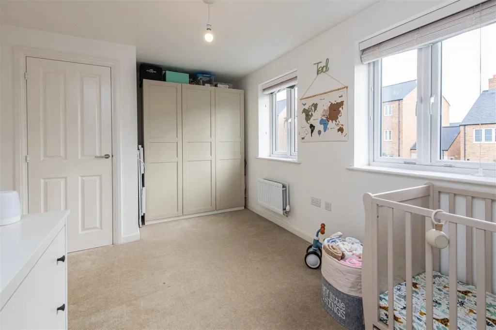 Irthlingborough Road North, Wellingborough, photo 10