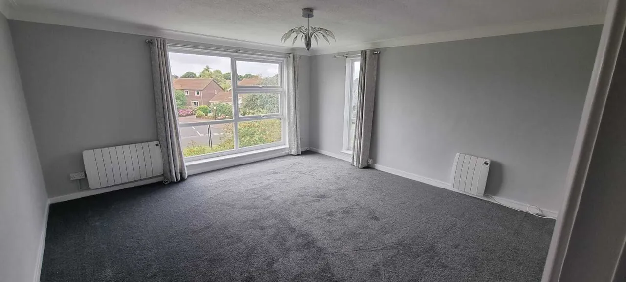 Beaumont Court, Whitley Bay, NE25, photo 3