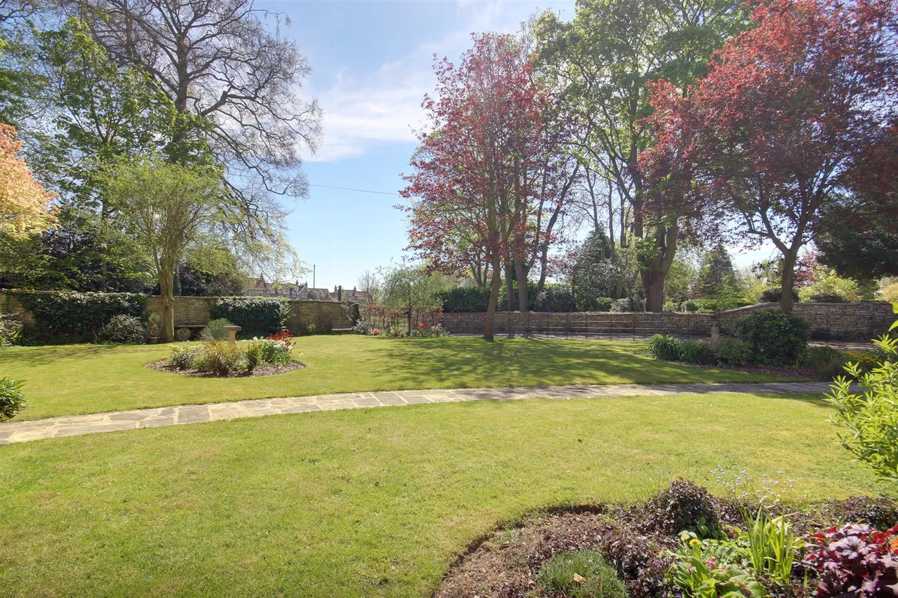 Burrill Lane, Brantingham, photo 12