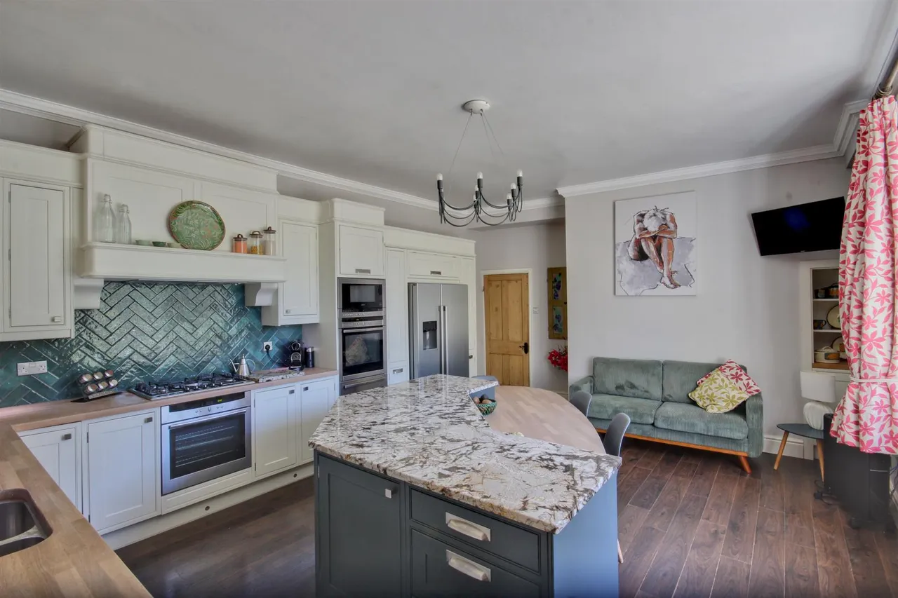 Burrill Lane, Brantingham, photo 6