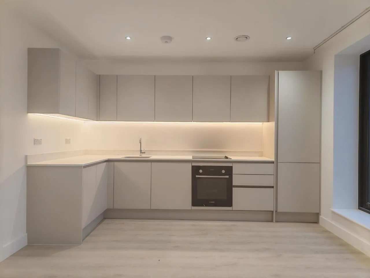 2 bed flat for sale — Peach Street, Wokingham
