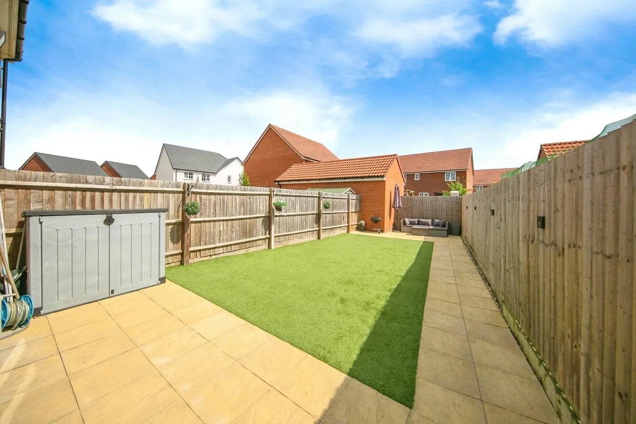Oak Apple Drive, Stowupland, Stowmarket, Suffolk, IP14, photo 16