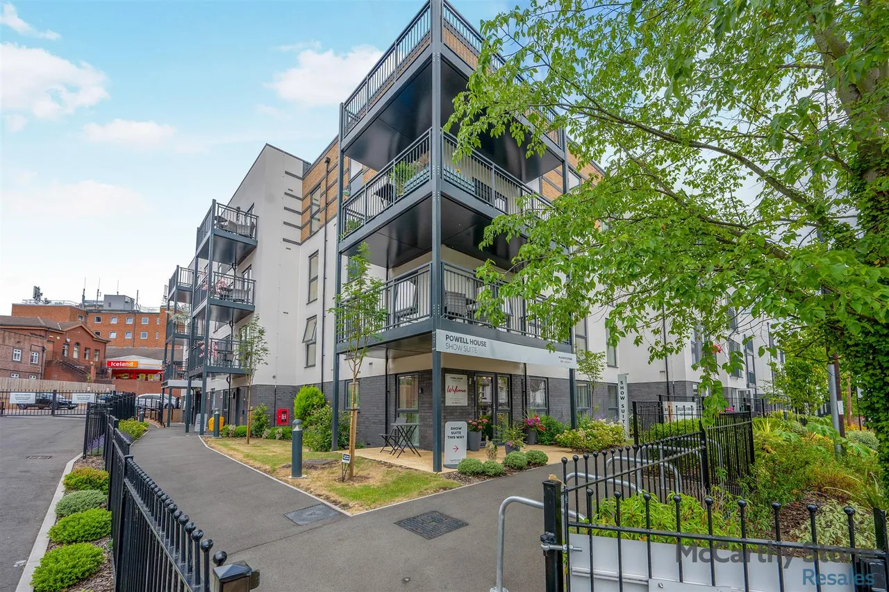1 bed flat for sale, Holland Road, Sutton Coldfield, B72