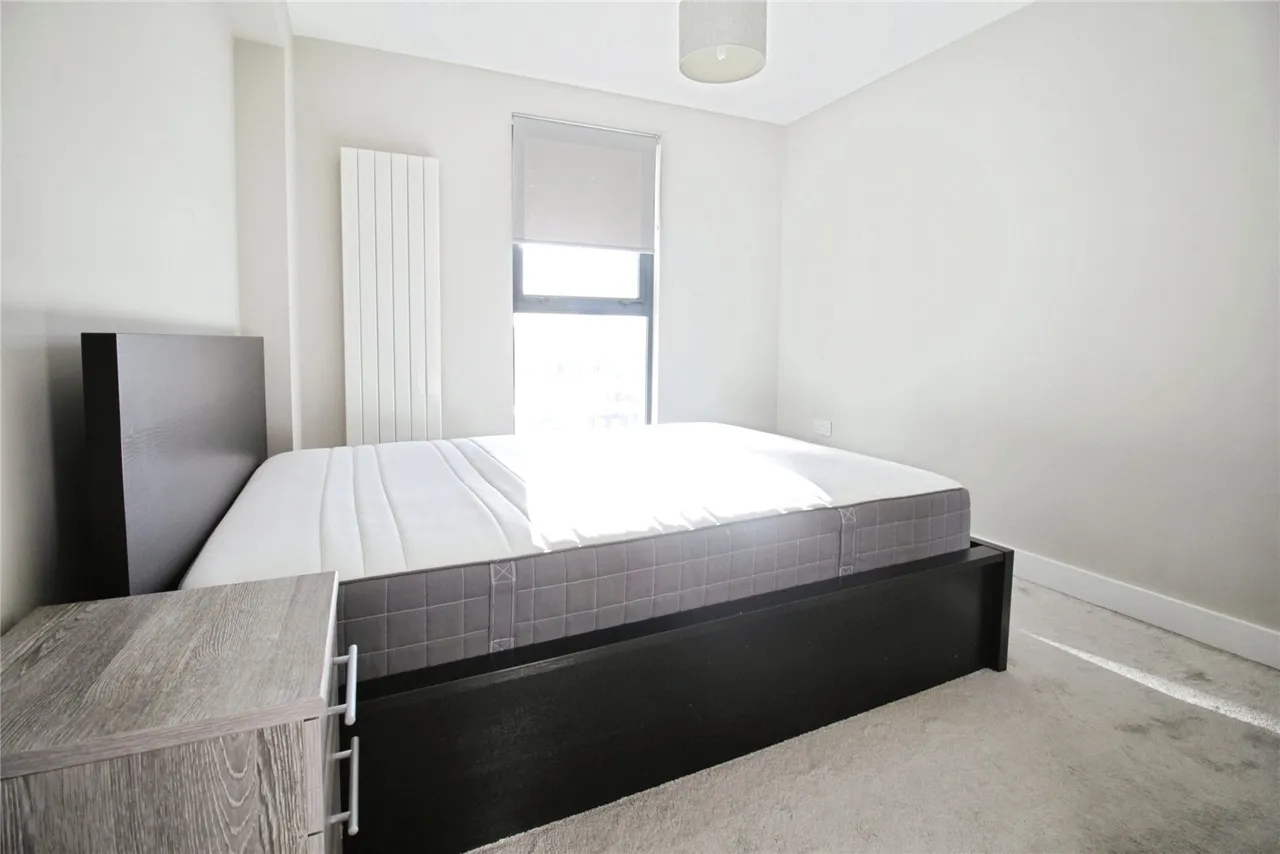 Victoria Avenue, Southend-On-Sea, SS2, photo 9