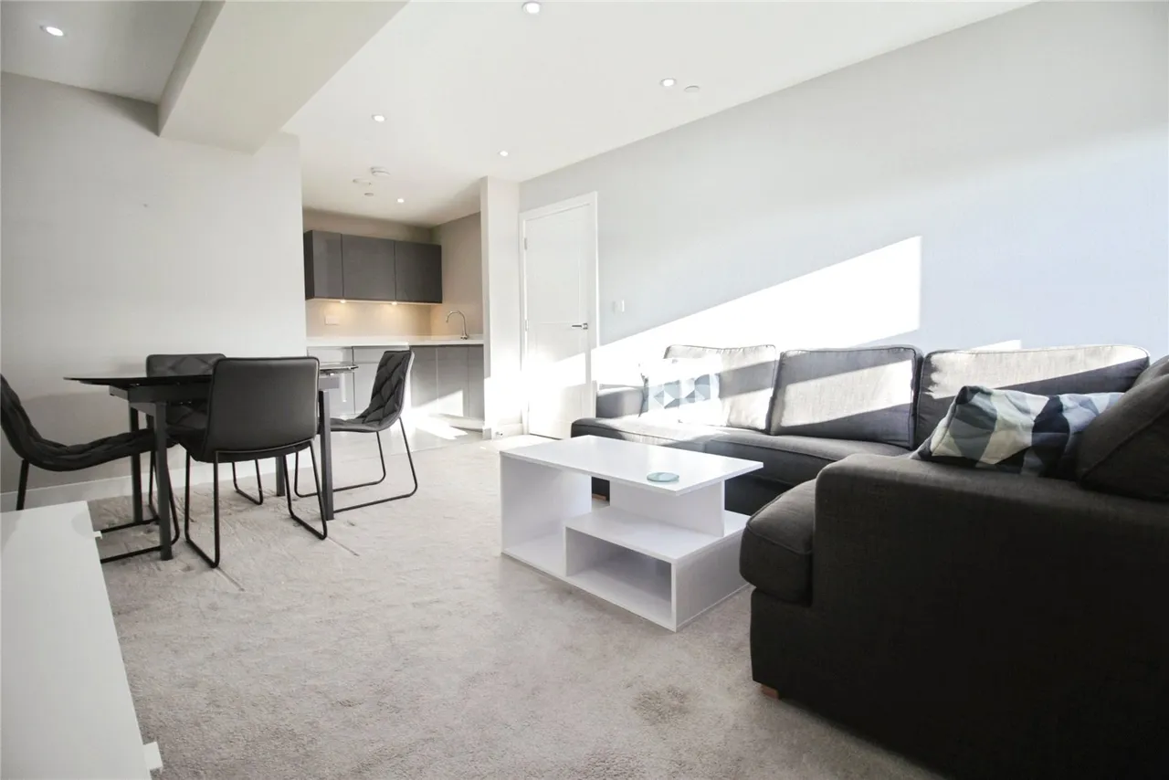 Victoria Avenue, Southend-On-Sea, SS2, photo 3