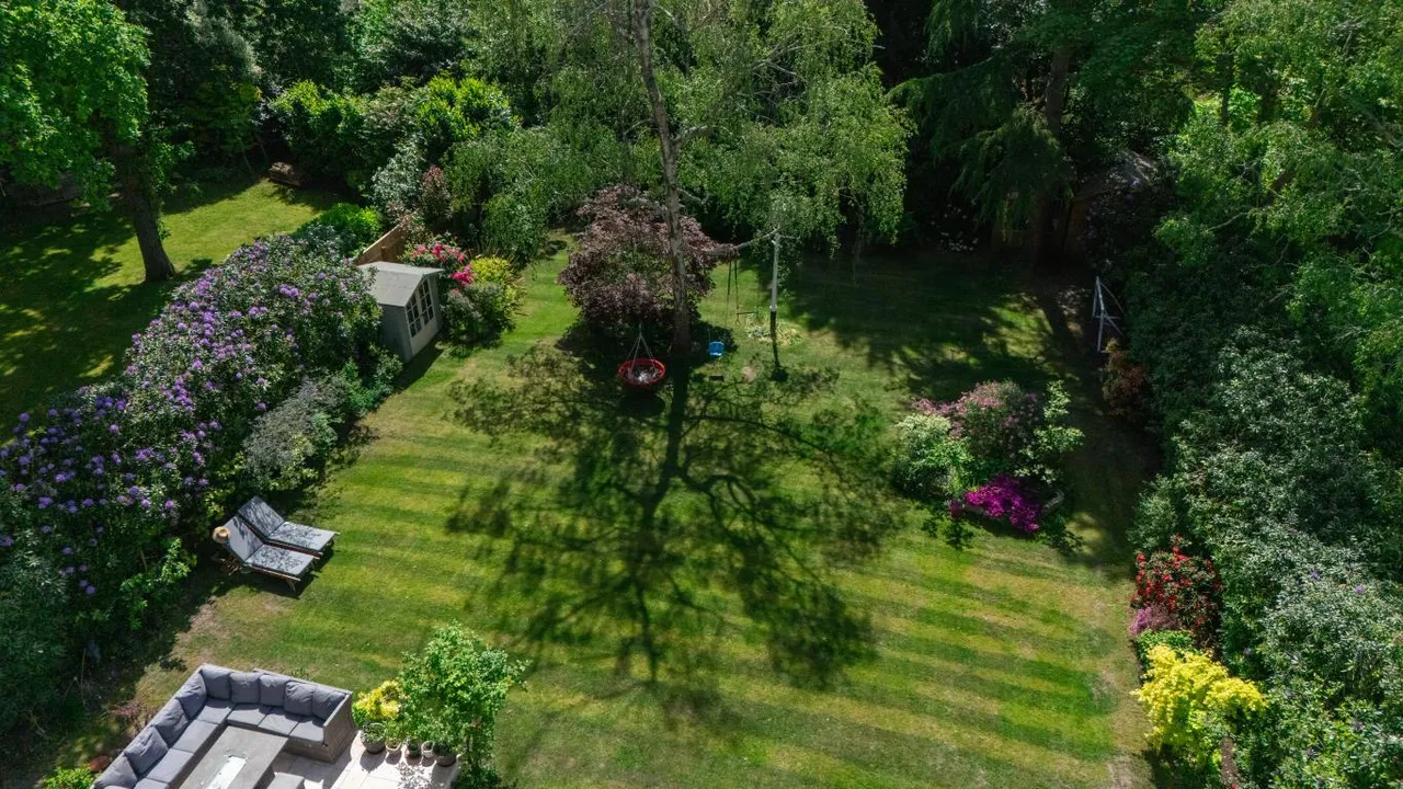 Alyth Road, BH3, photo 28