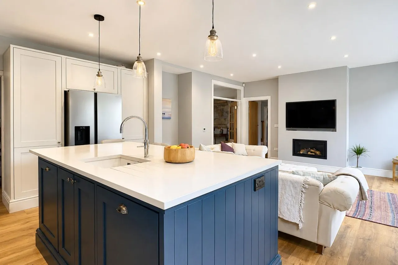 Alyth Road, BH3, photo 13