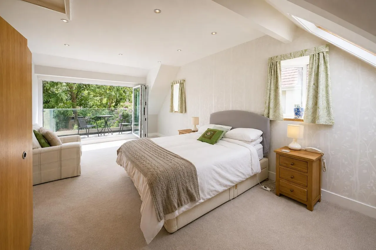 Alyth Road, BH3, photo 20