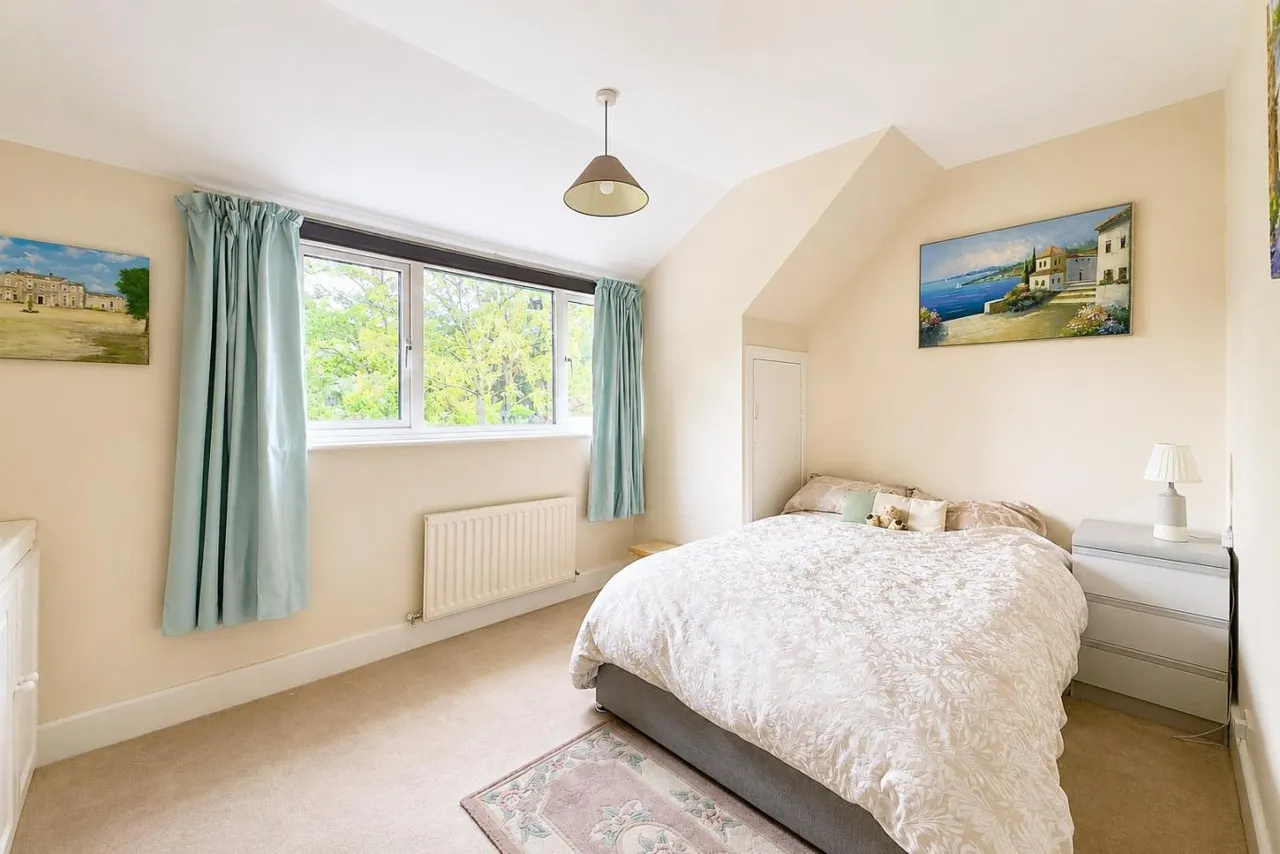Alyth Road, BH3, photo 16