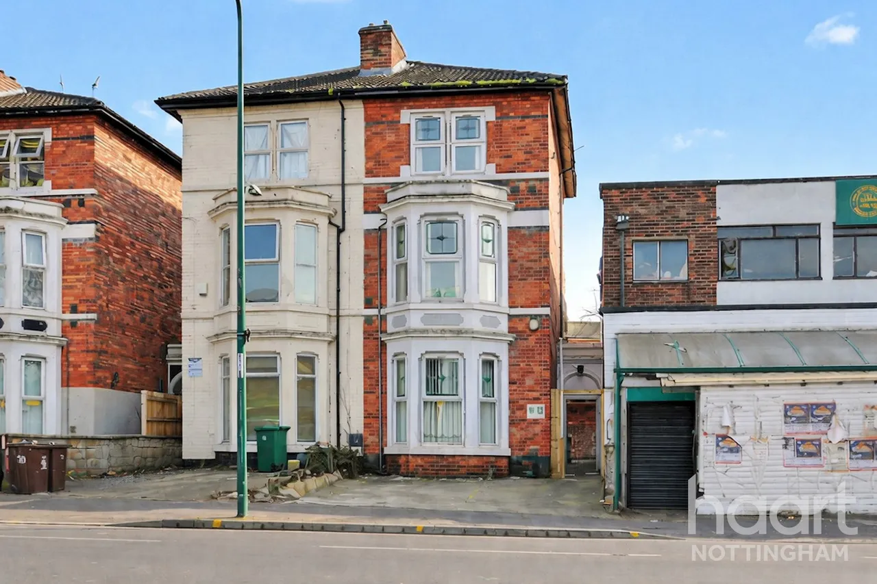 5 bed house for sale, Gregory Boulevard, Hyson Green, NG7