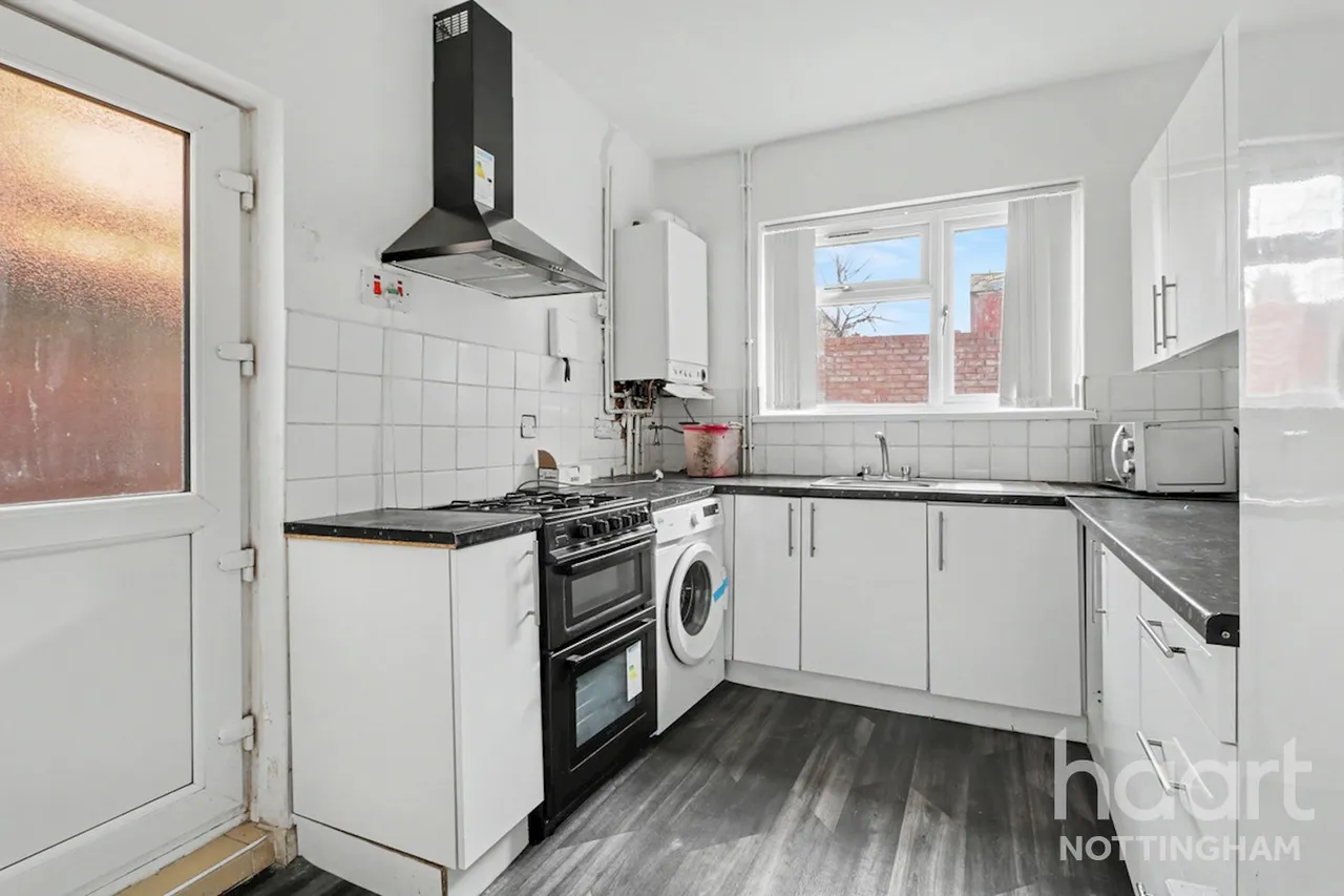 Gregory Boulevard, Hyson Green, NG7, photo 4
