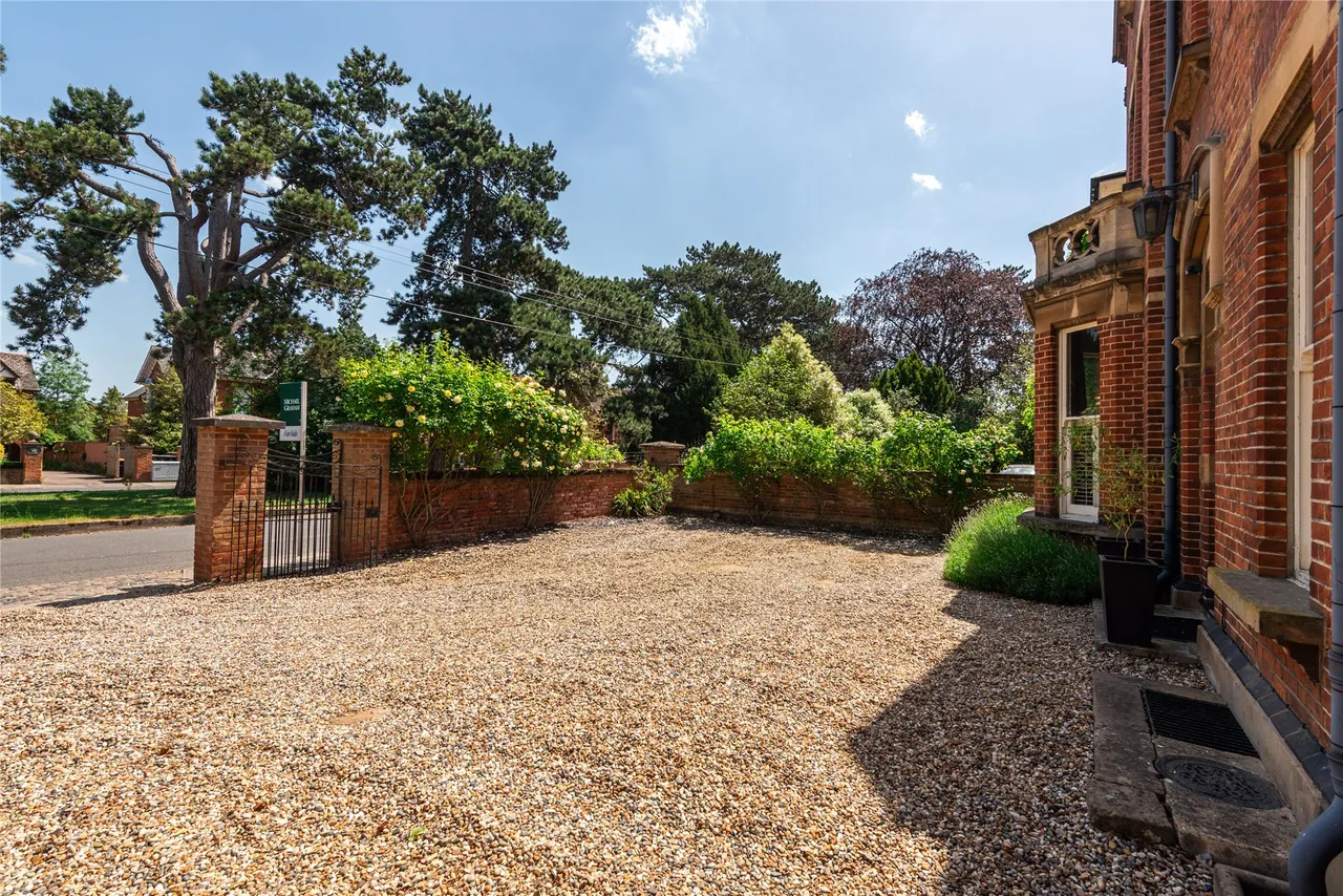 Rothsay Gardens, Bedford, MK40, photo 24