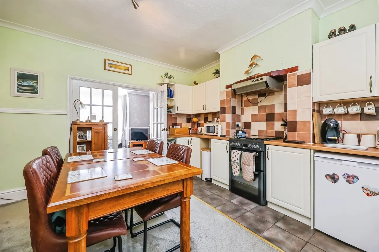 Ash Mount Road, Langley Mill, NG16, photo 7