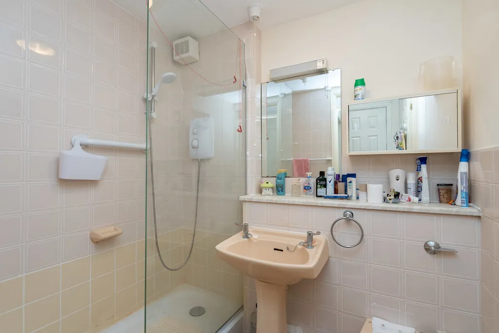 Milton Court Lane, Dorking, RH4, photo 7