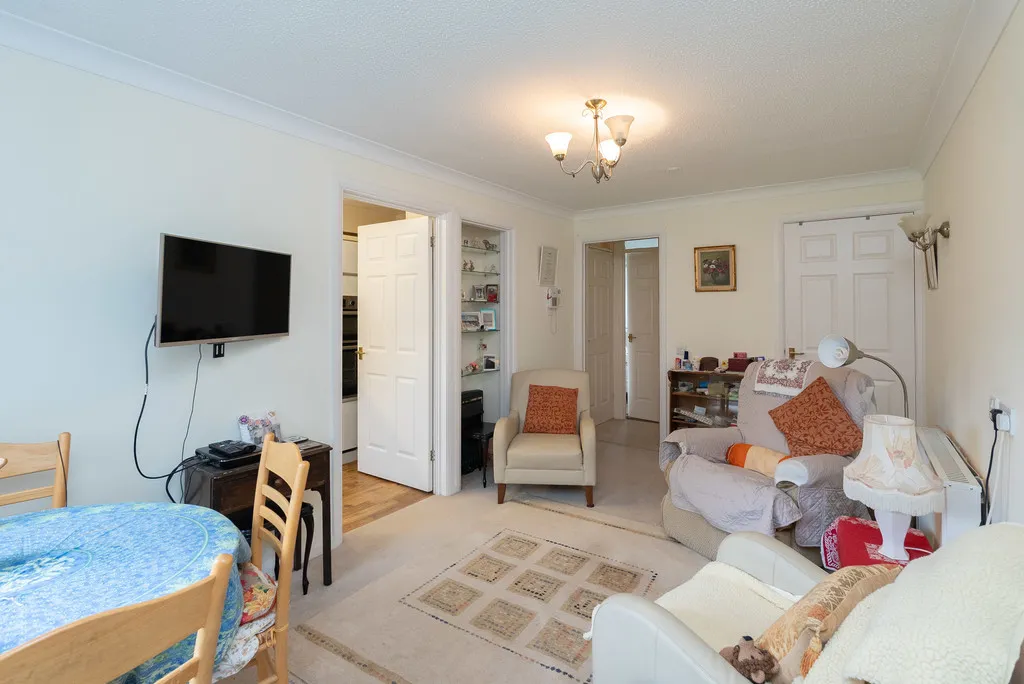 Milton Court Lane, Dorking, RH4, photo 5