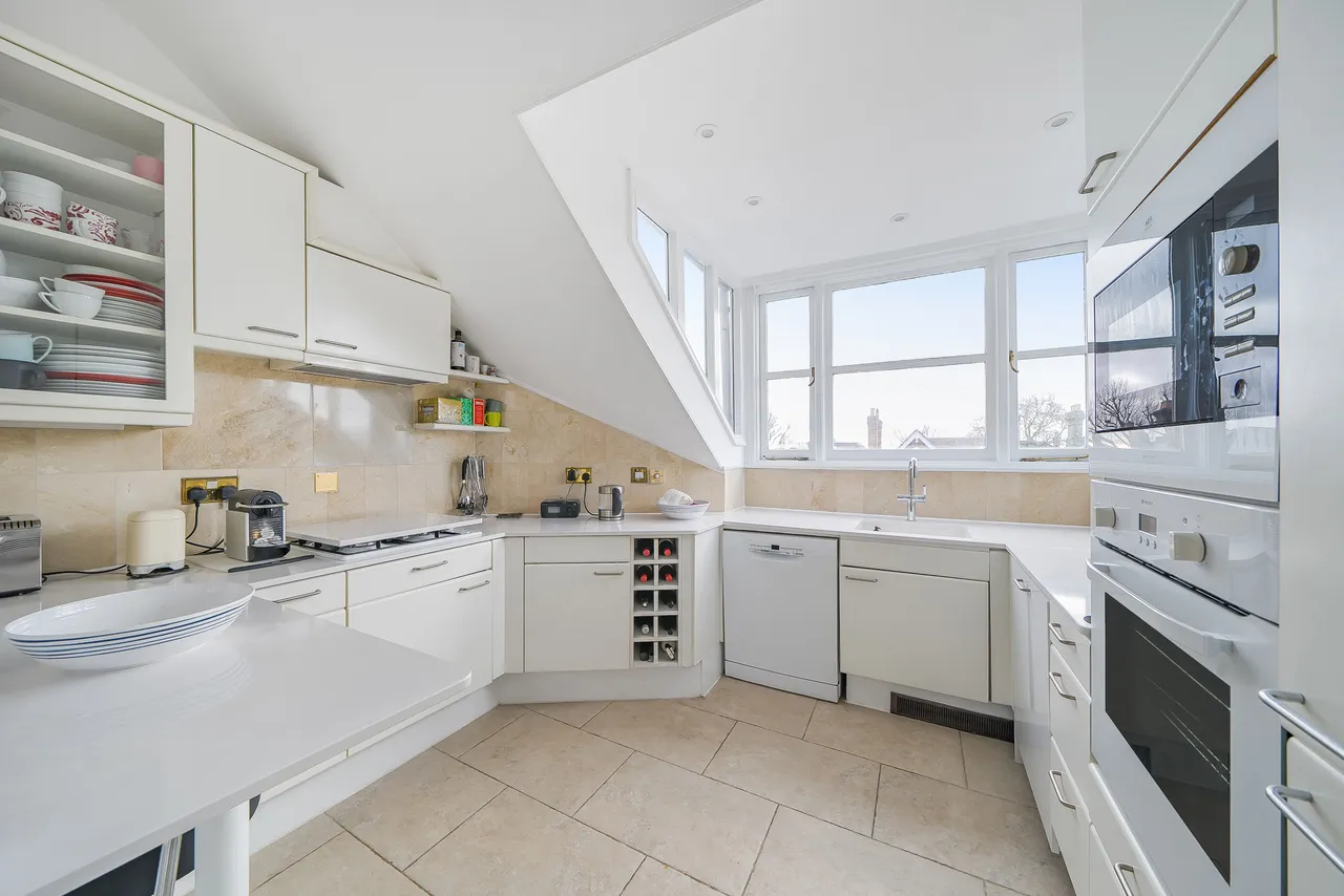 London, NW3, photo 5