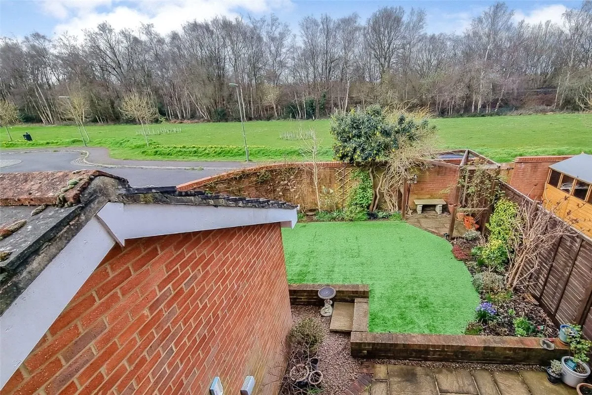 Shackleton Close, Ash Vale, Guildford, Surrey, GU12 5SB, photo 19