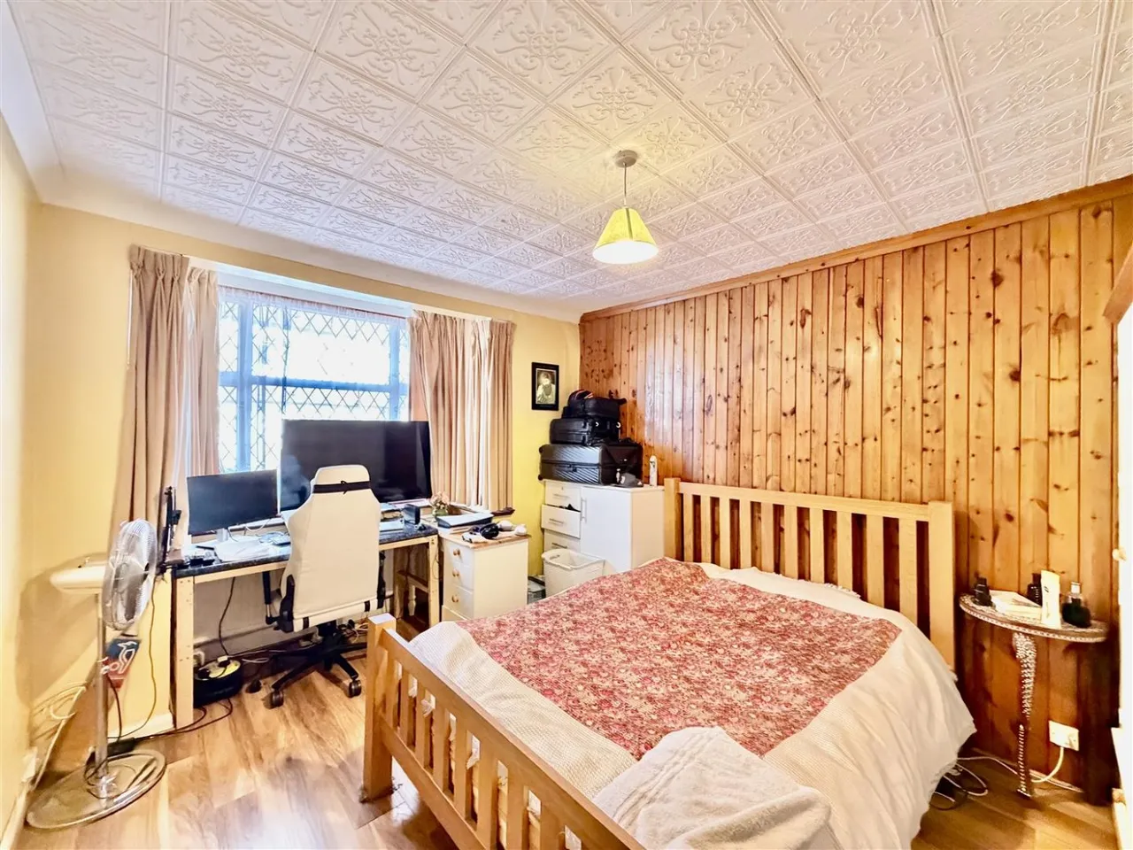 End Terrace, Hounslow, TW3, photo 4
