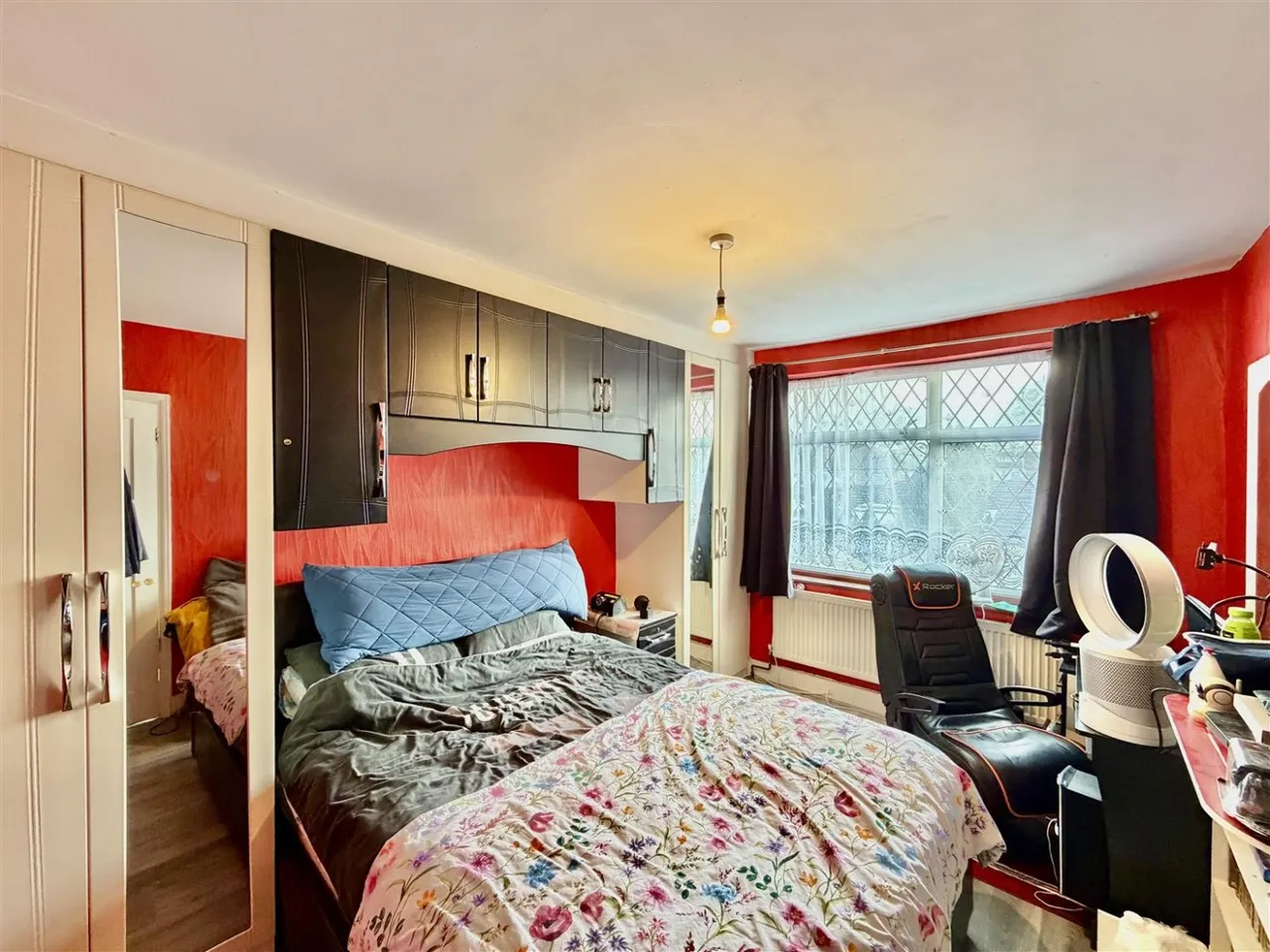 End Terrace, Hounslow, TW3, photo 8