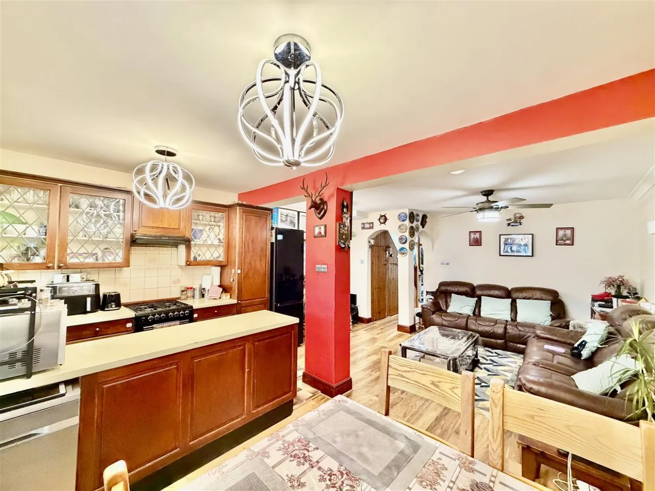 End Terrace, Hounslow, TW3, photo 11
