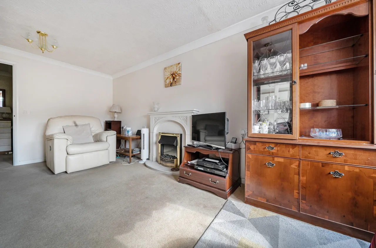 Shrubbs Drive, Buckingham Court, PO22, photo 9