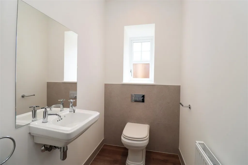 Hayne Avenue, Fleet, photo 7