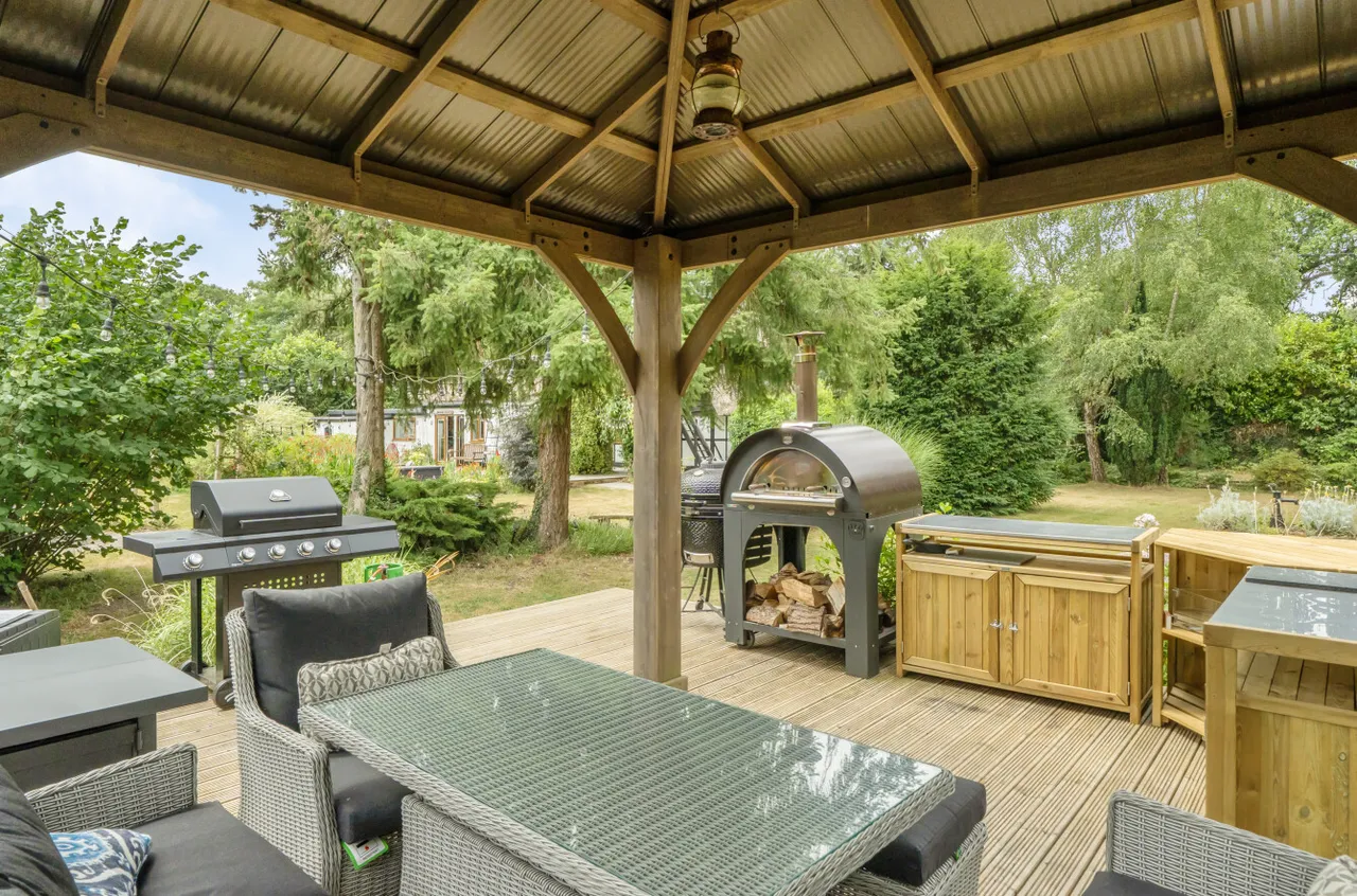 Honey Hill, Wokingham, Berkshire, RG40 3BA, photo 3
