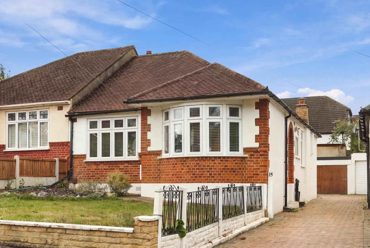 Walden Way, Hornchurch, RM11, photo 4