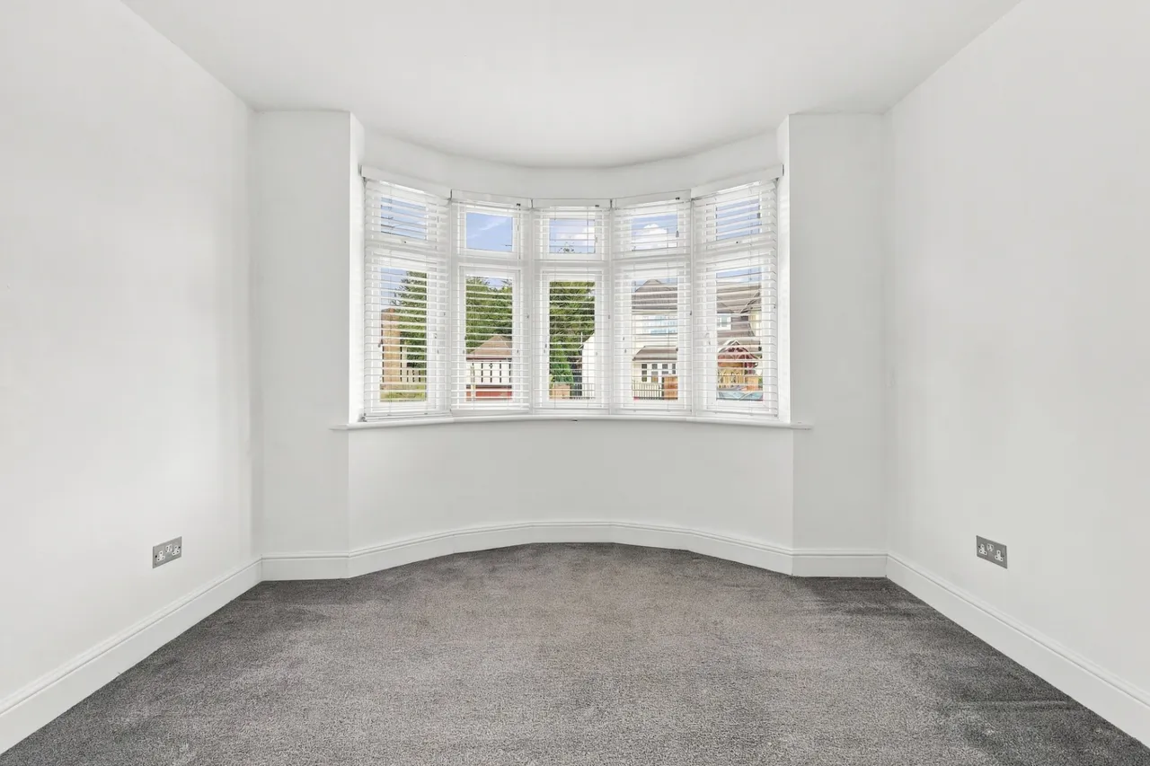 Walden Way, Hornchurch, RM11, photo 22