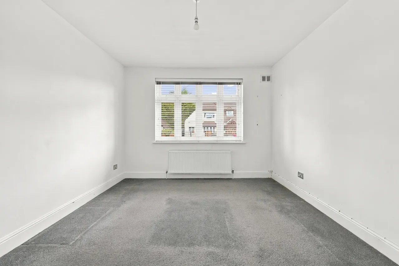 Walden Way, Hornchurch, RM11, photo 19