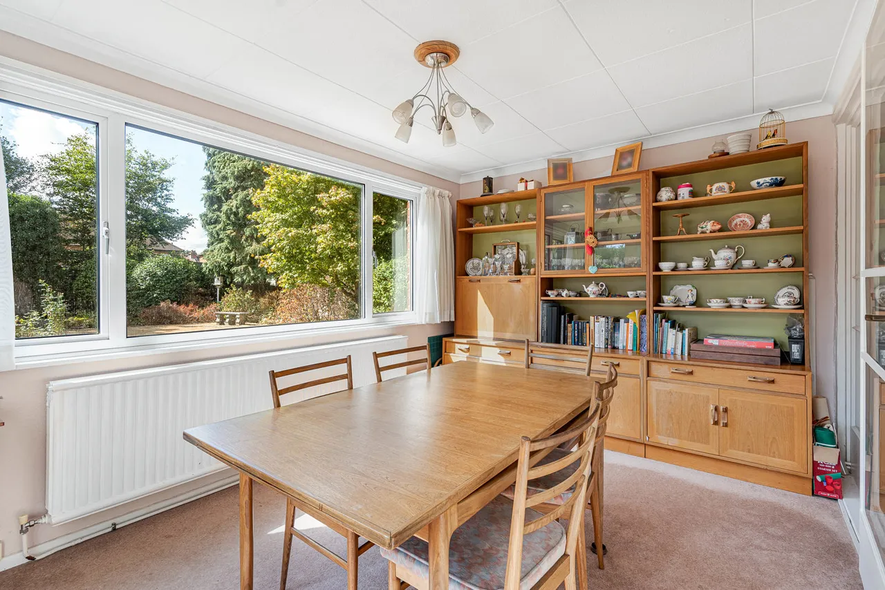 Northcroft Gardens, Englefield Green, TW20, photo 12