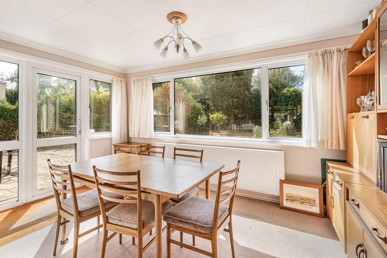 Northcroft Gardens, Englefield Green, TW20, photo 4