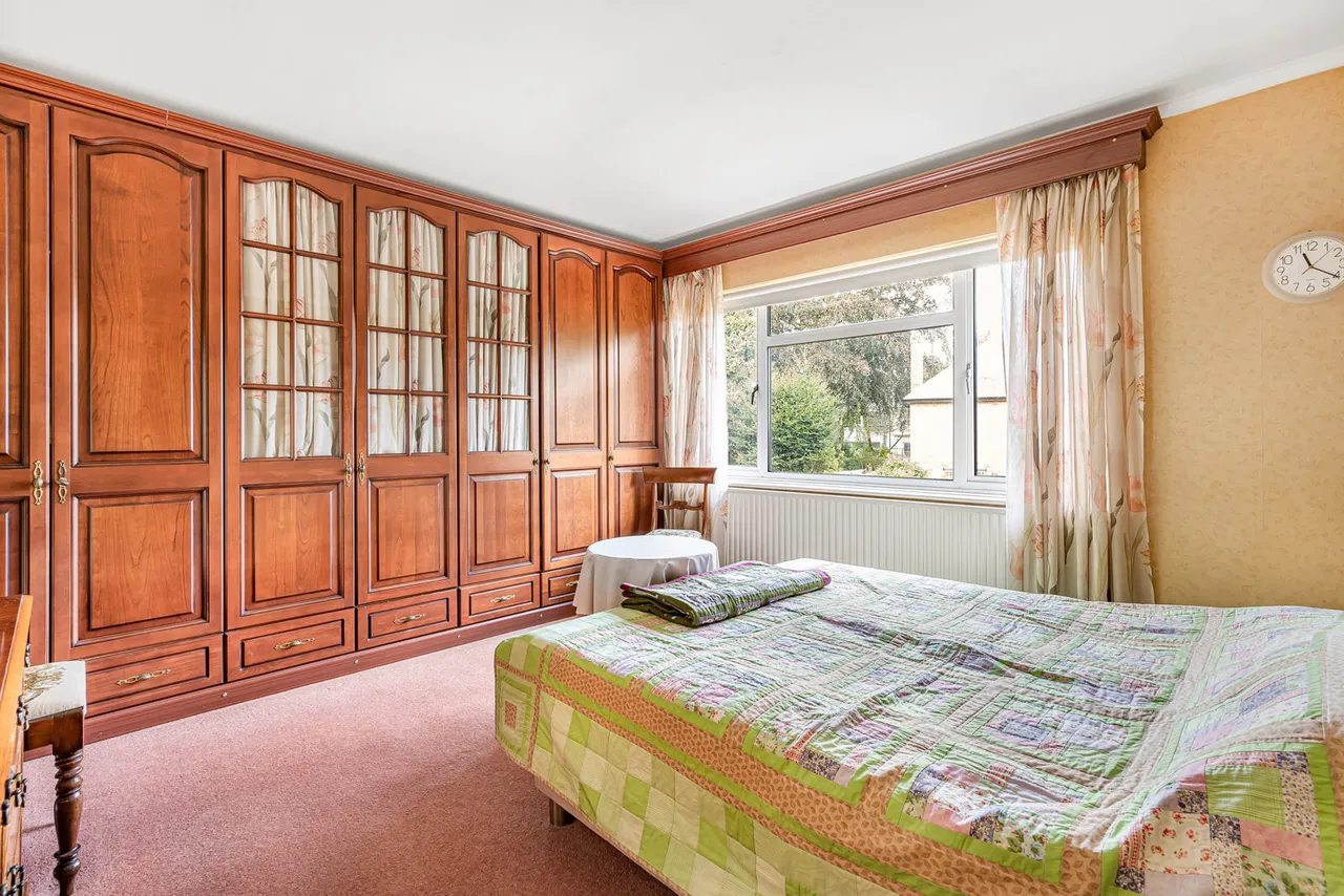 Northcroft Gardens, Englefield Green, TW20, photo 6