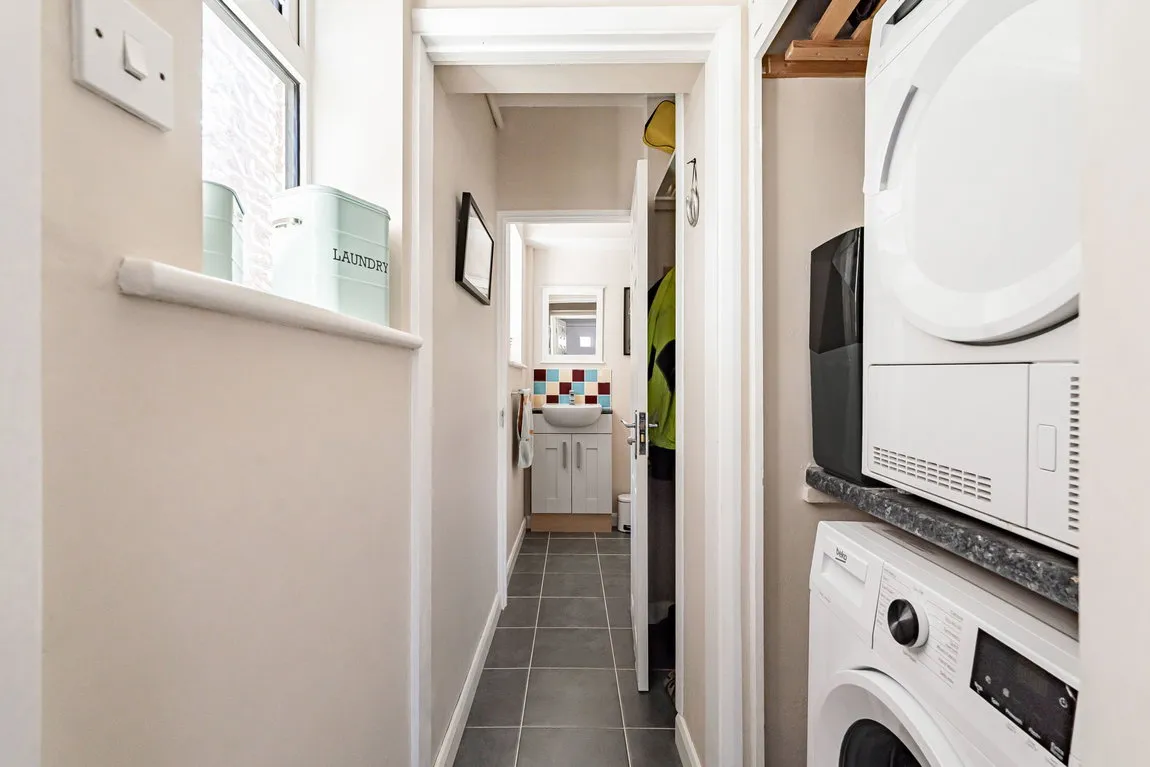 Hazel Close, Marlow, SL7 3PW, photo 9