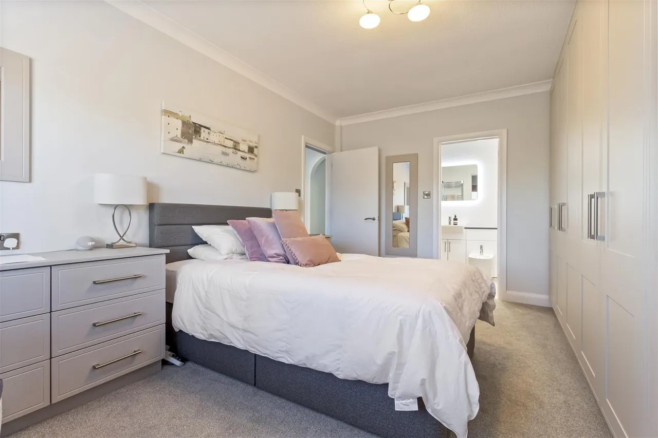 The Ridings, East Preston, Littlehampton, photo 13