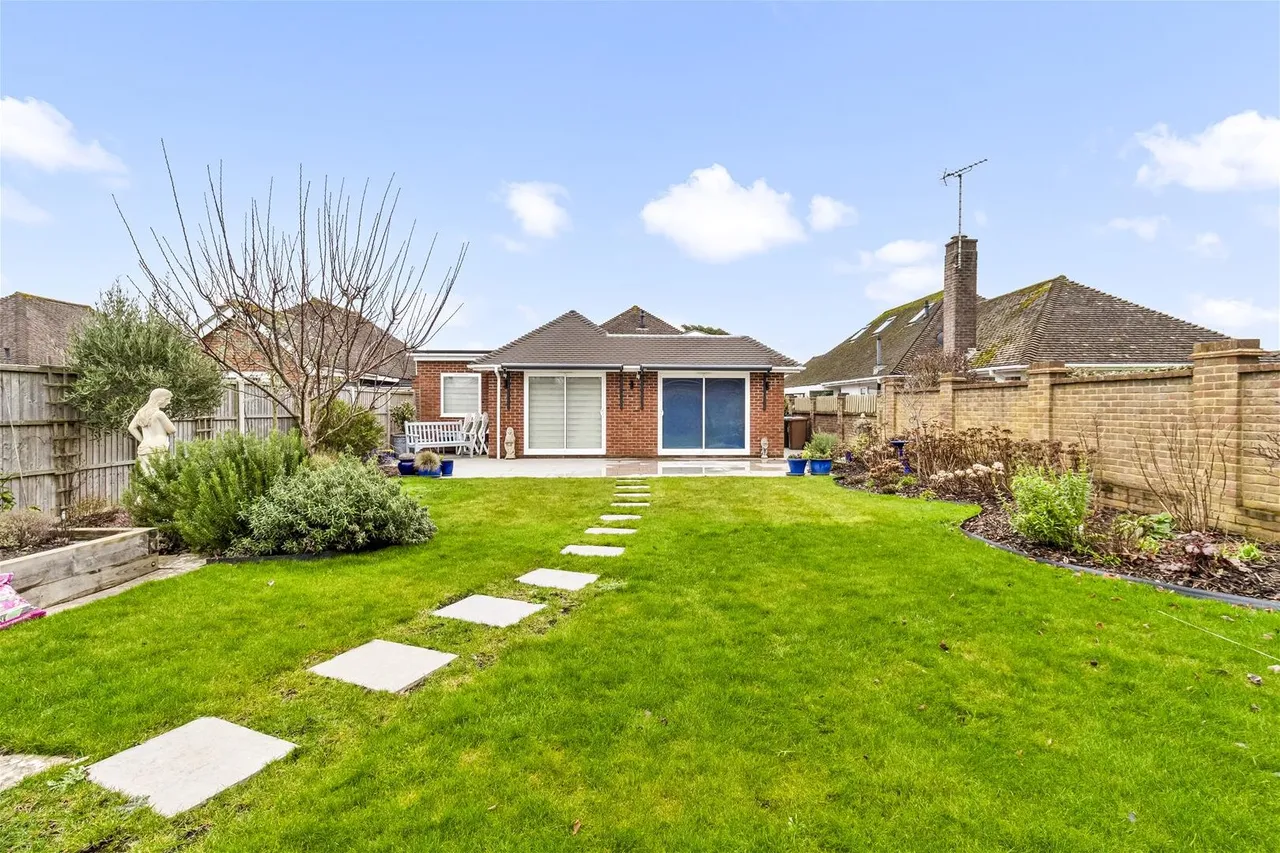 The Ridings, East Preston, Littlehampton, photo 29