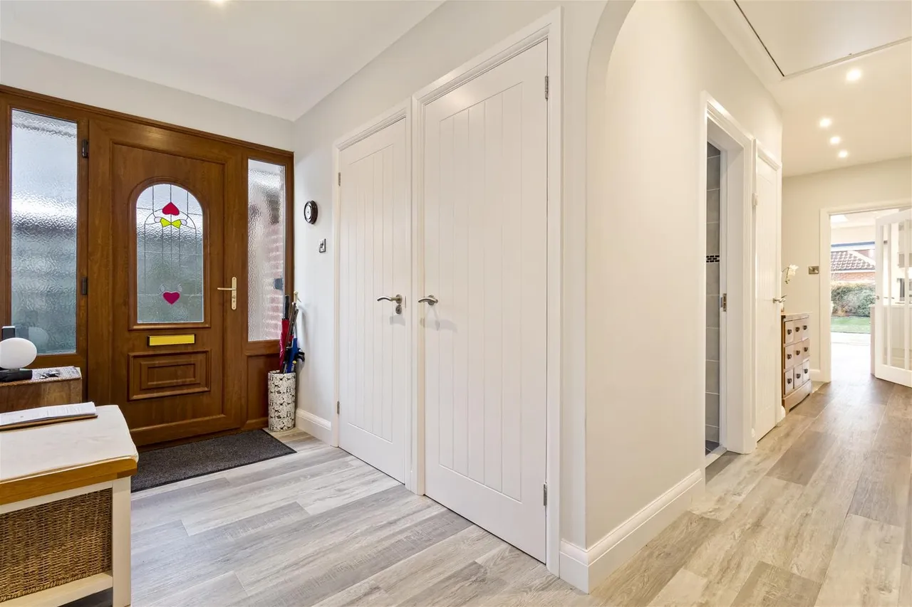 The Ridings, East Preston, Littlehampton, photo 17