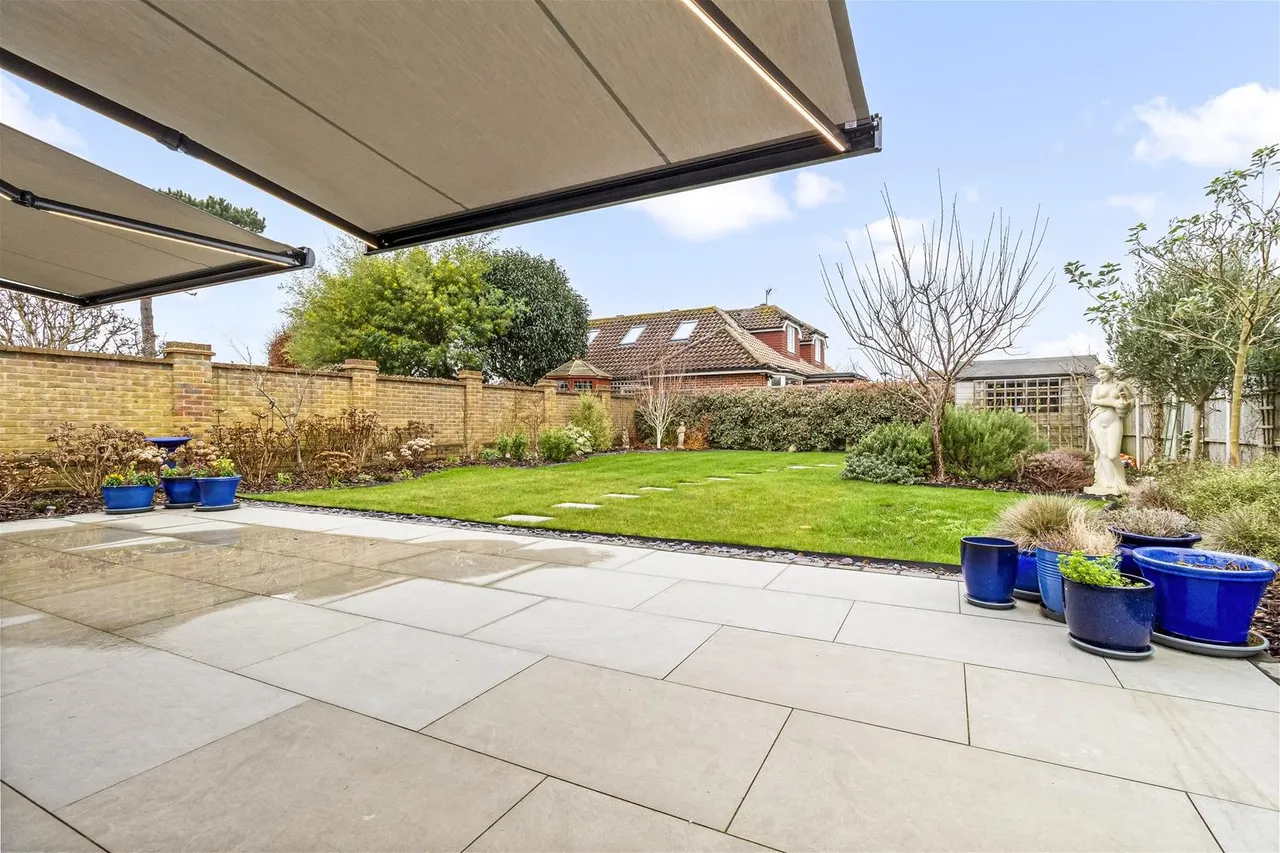 The Ridings, East Preston, Littlehampton, photo 9