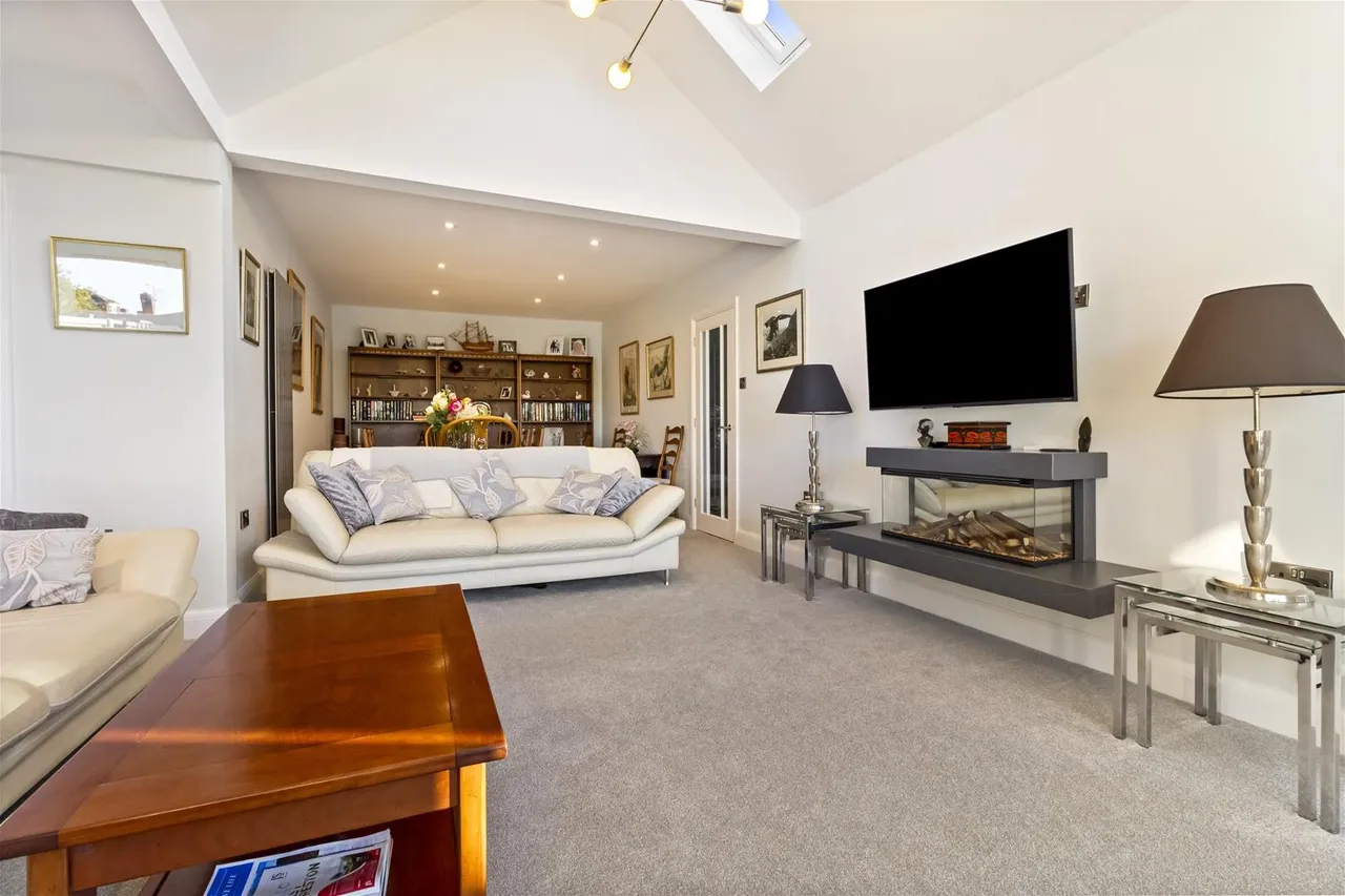 The Ridings, East Preston, Littlehampton, photo 5