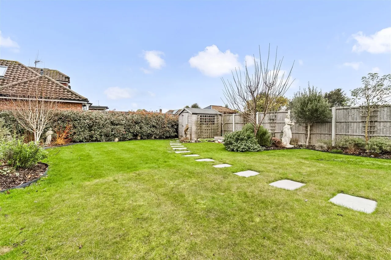 The Ridings, East Preston, Littlehampton, photo 8
