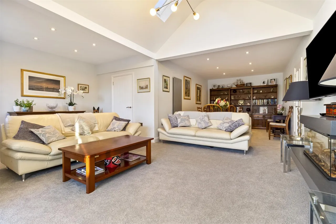 The Ridings, East Preston, Littlehampton, photo 7