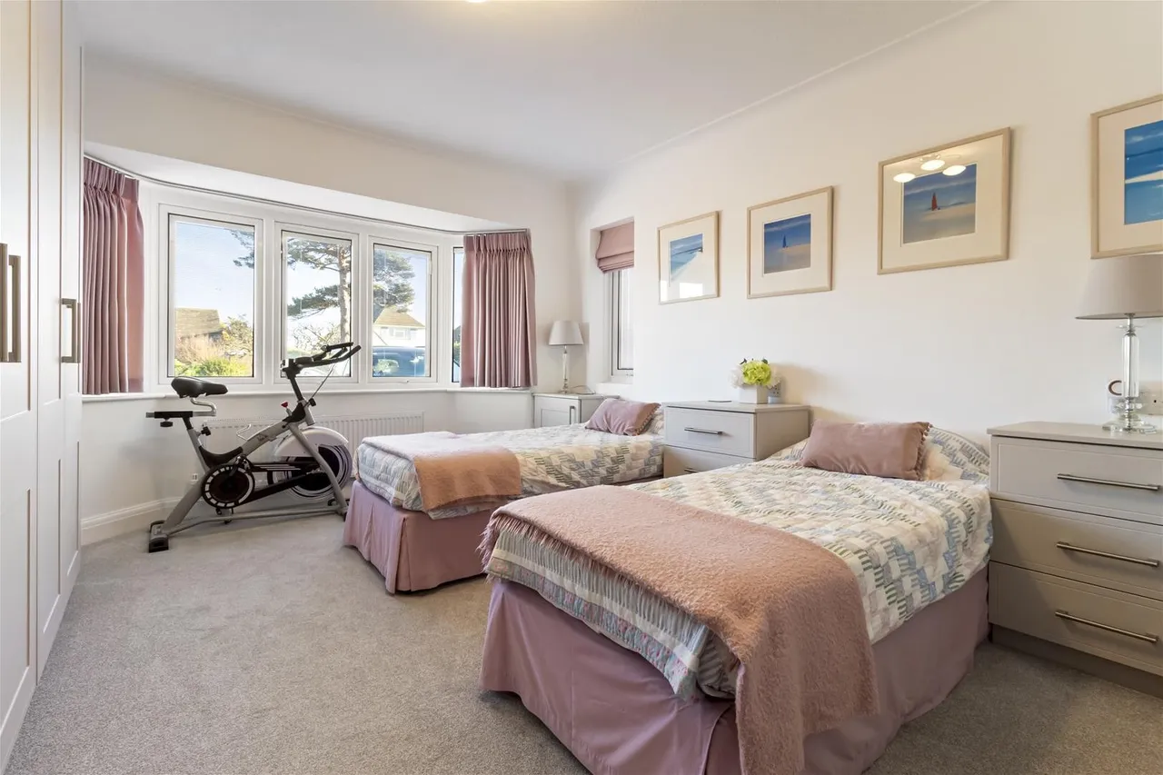 The Ridings, East Preston, Littlehampton, photo 23