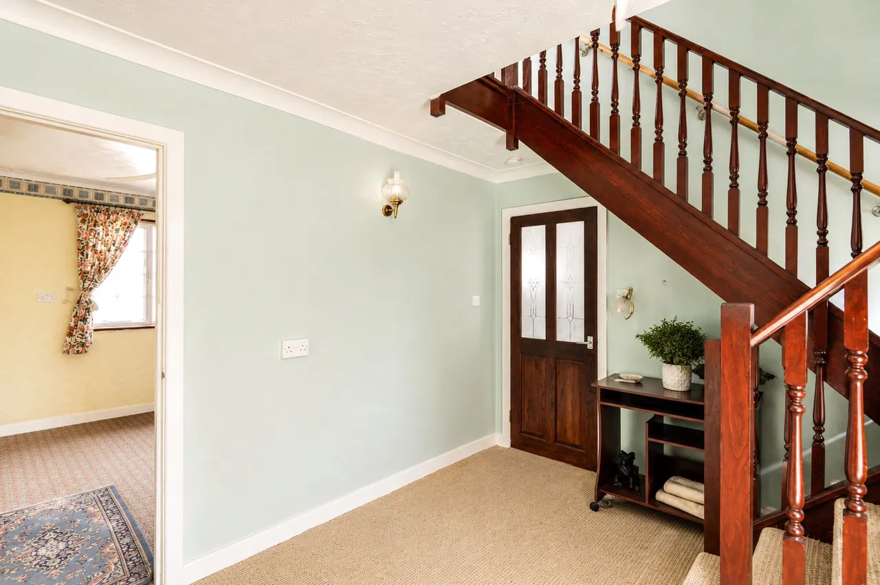 Dudmoor Farm Road, Christchurch, Dorset, BH23 6AQ, photo 9