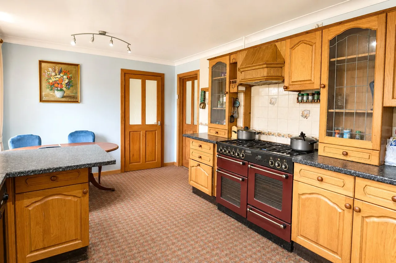 Dudmoor Farm Road, Christchurch, Dorset, BH23 6AQ, photo 5
