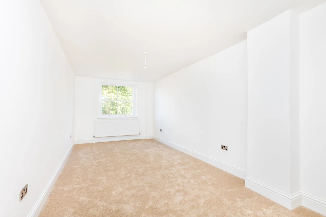 Flat 2, 23a Westow Hill, London, photo 2
