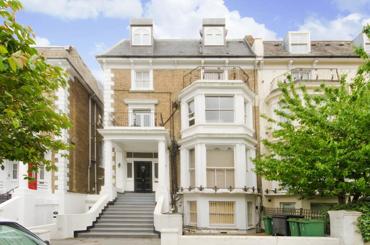 flat to rent — Flat 14, 13 Adamson Road, London