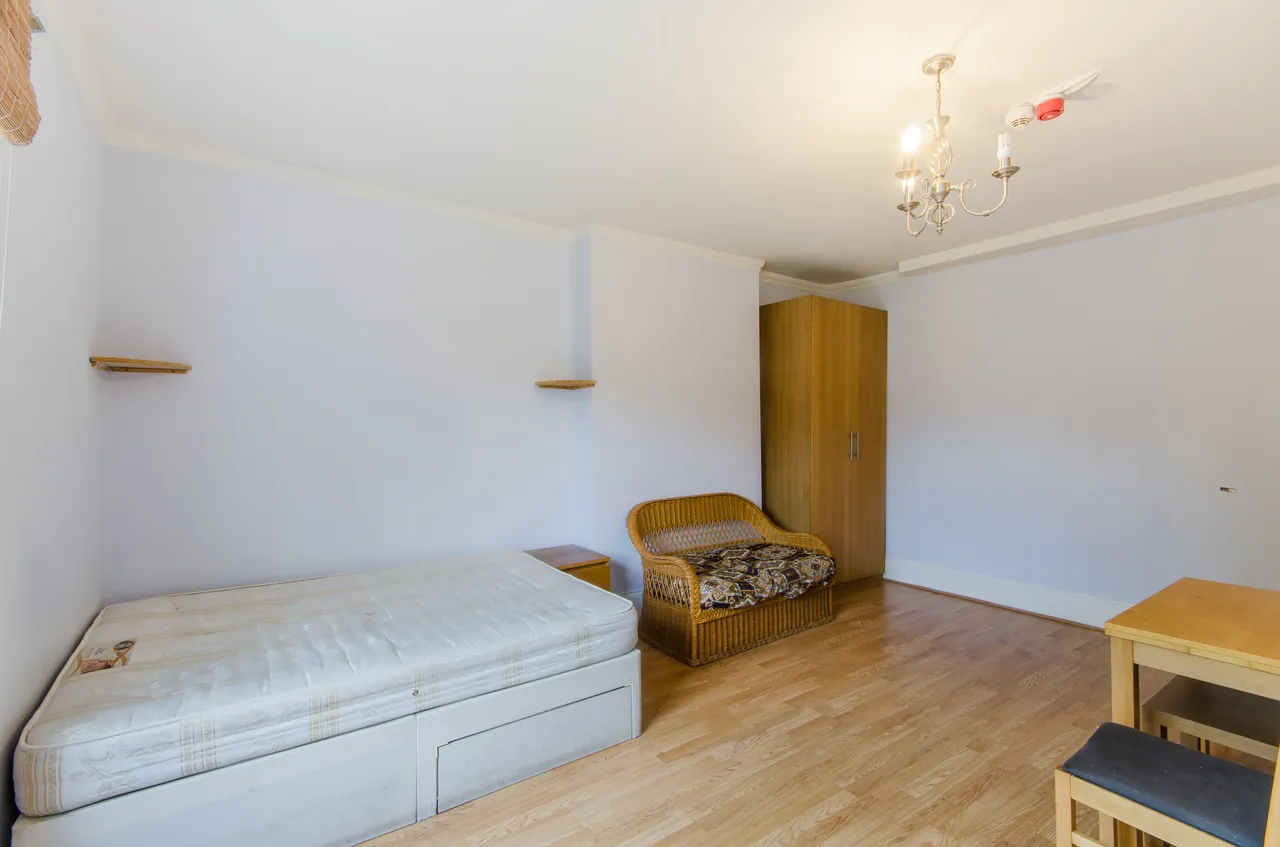 Flat 14, 13 Adamson Road, London, photo 6