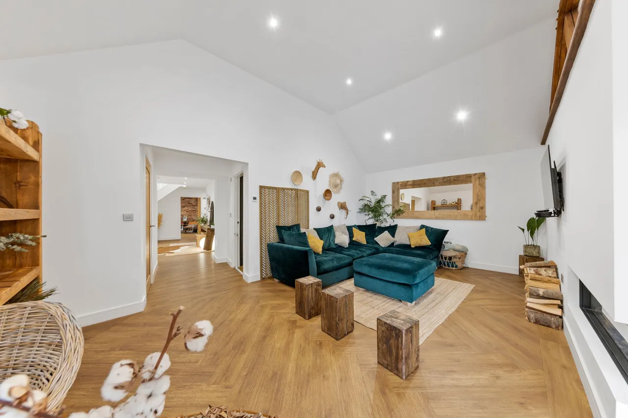 Hollingreave Barns, Dam Lane, Warrington, Rixton, WA3 6LE, photo 16