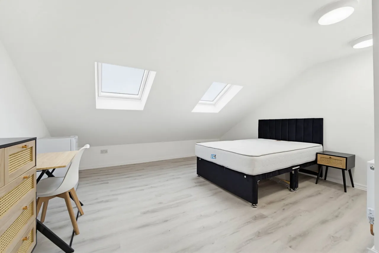 1 bed flat to rent, Gloucester Road, Acton, W3