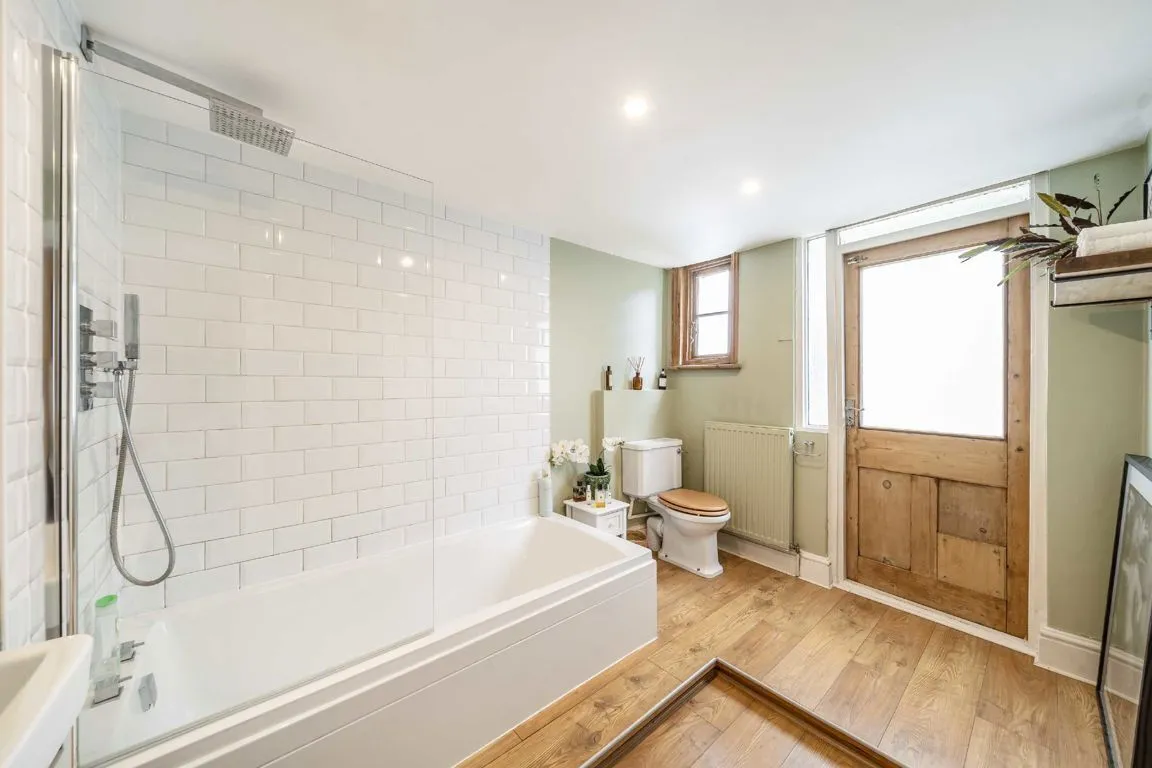 Kingswood Road, SW2, photo 8